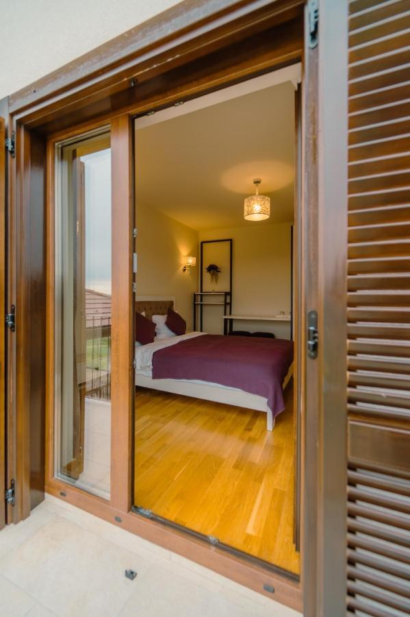 Crama Jelna Resort & Spa Orheiu Bistritei Ngoại thất bức ảnh