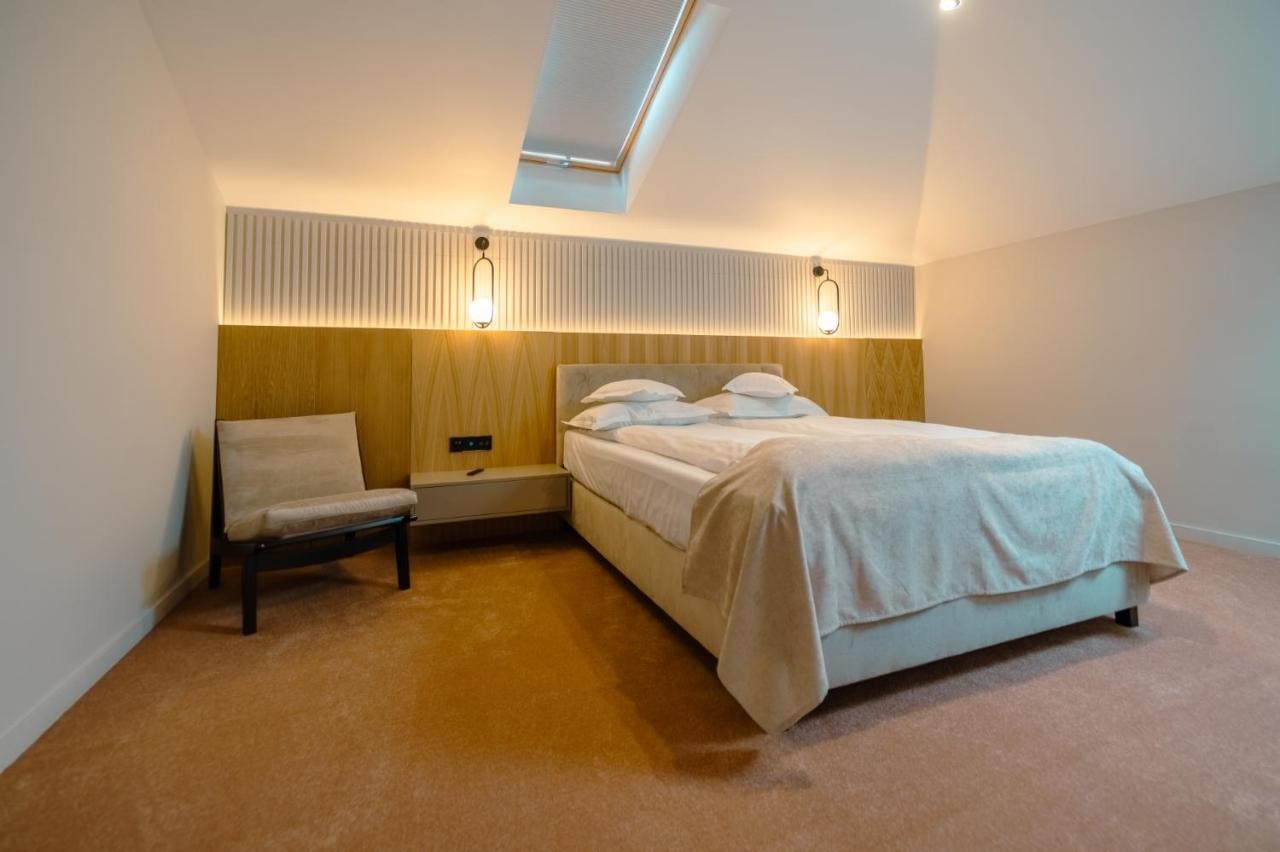 Crama Jelna Resort & Spa Orheiu Bistritei Ngoại thất bức ảnh
